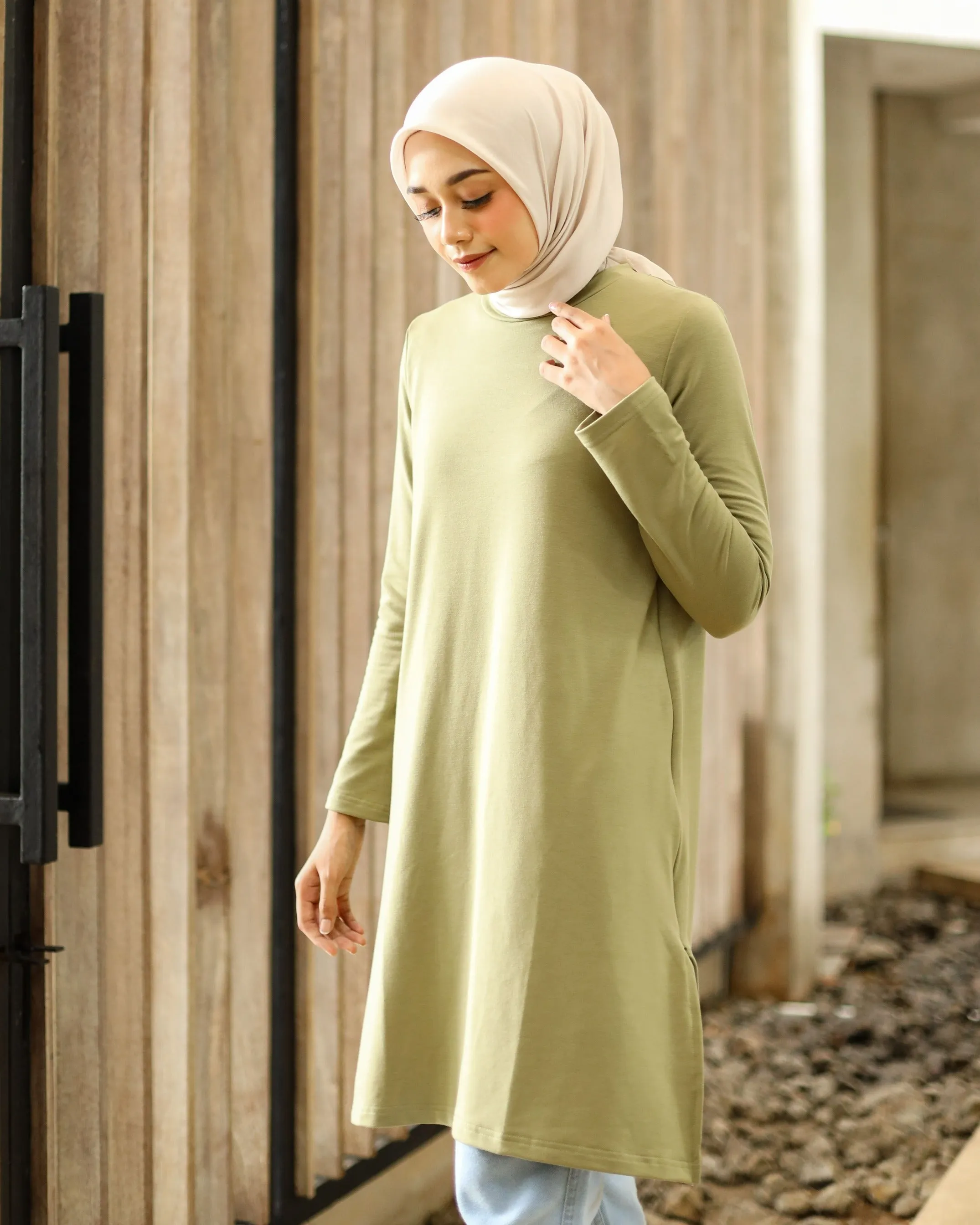 BASIC TUNIC