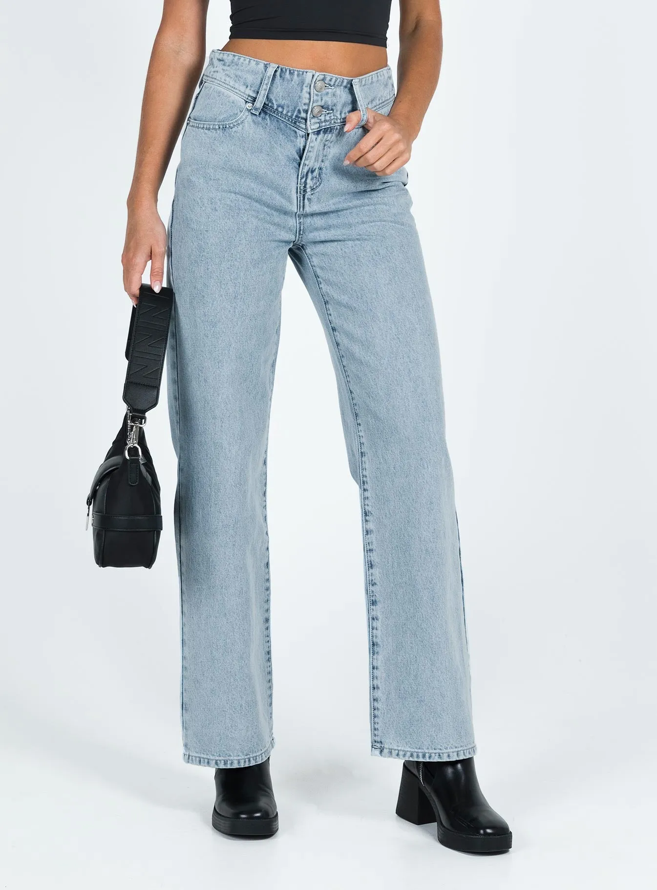 Hasmyn Straight Leg Jeans Light Wash Denim