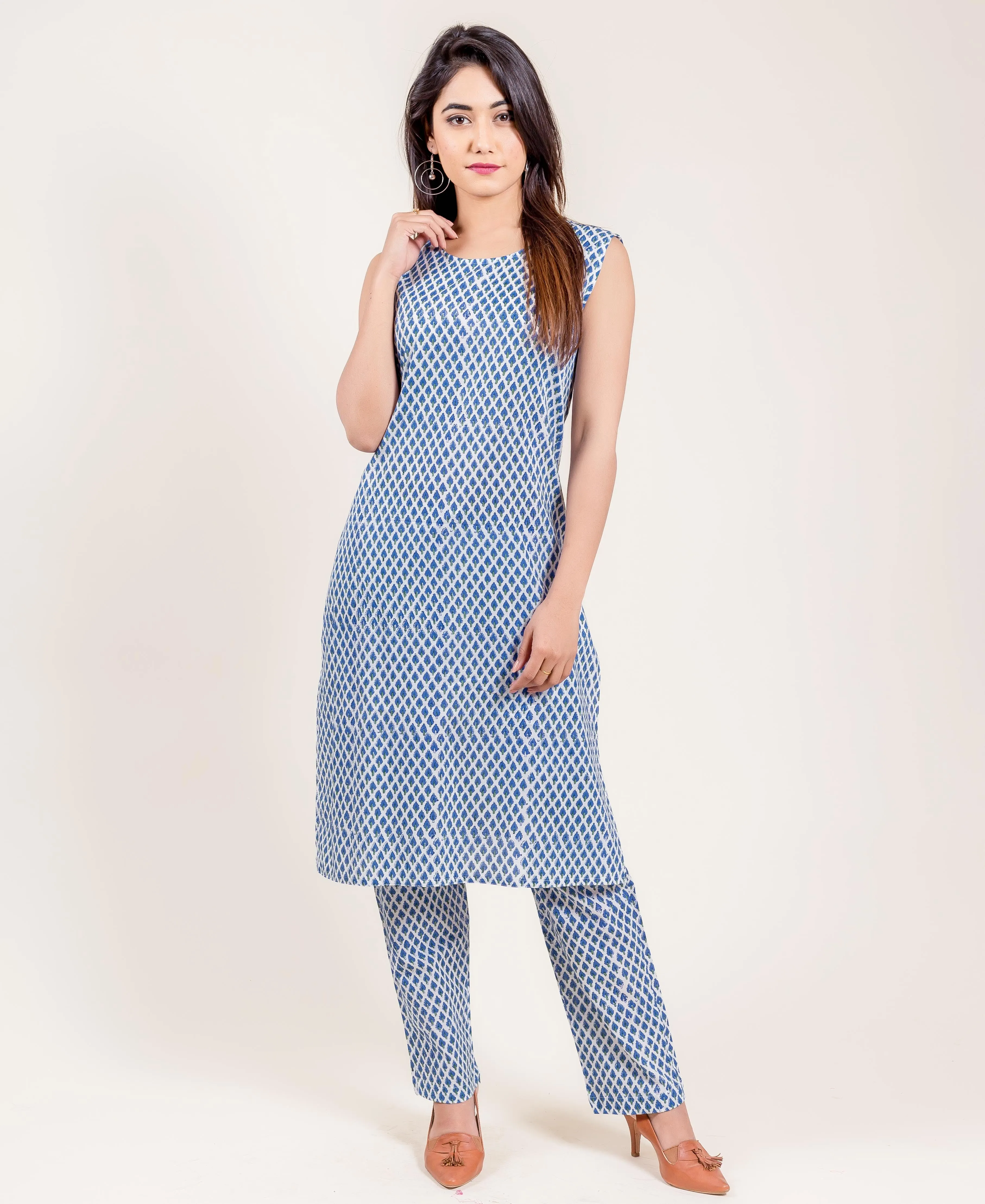 Jacketed Hand Block Printed White And Blue Cotton Lounge Wear