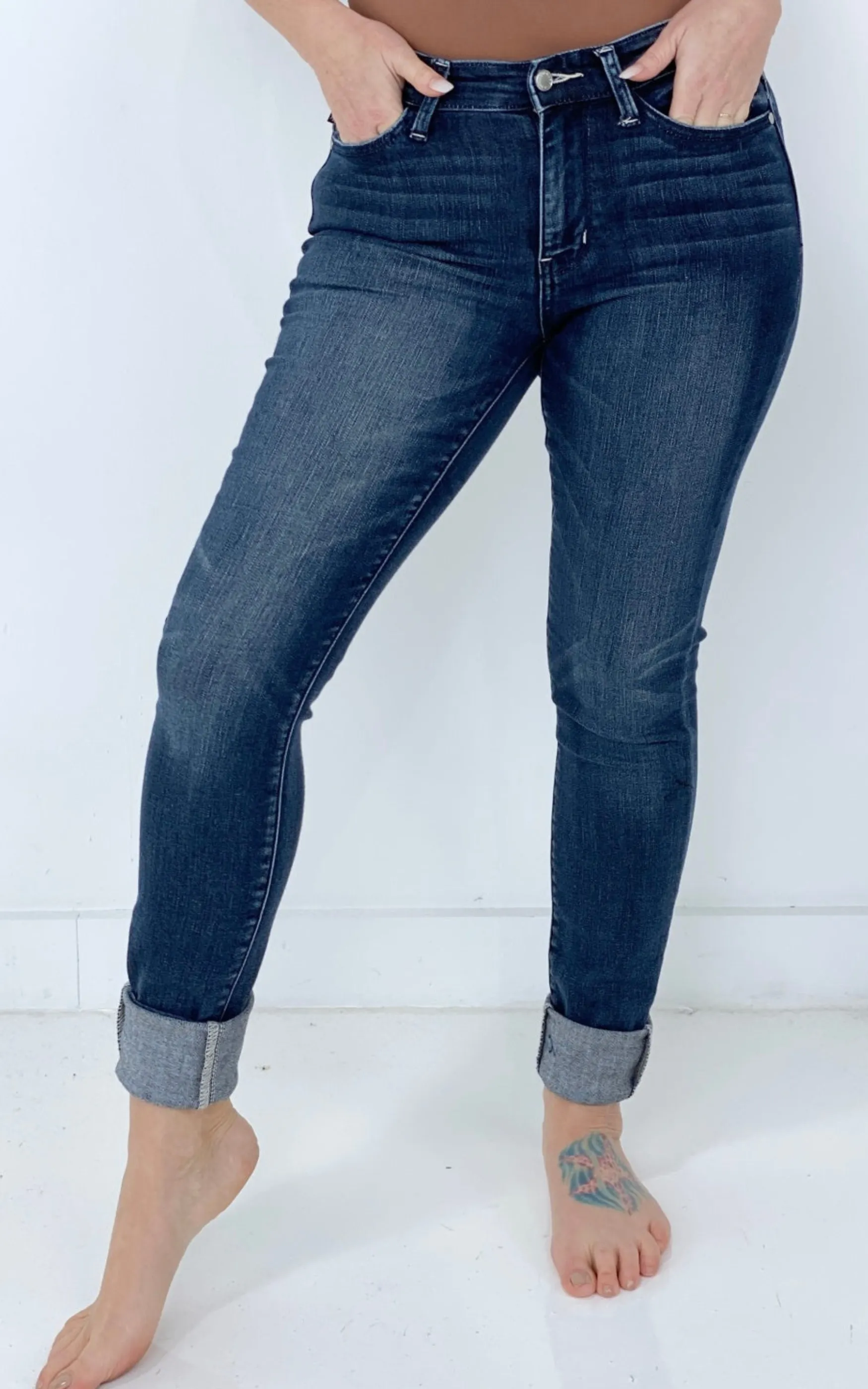 Judy Blue "Olivia" Mid-Rise Long Inseam Pin Tack Skinny Jeans