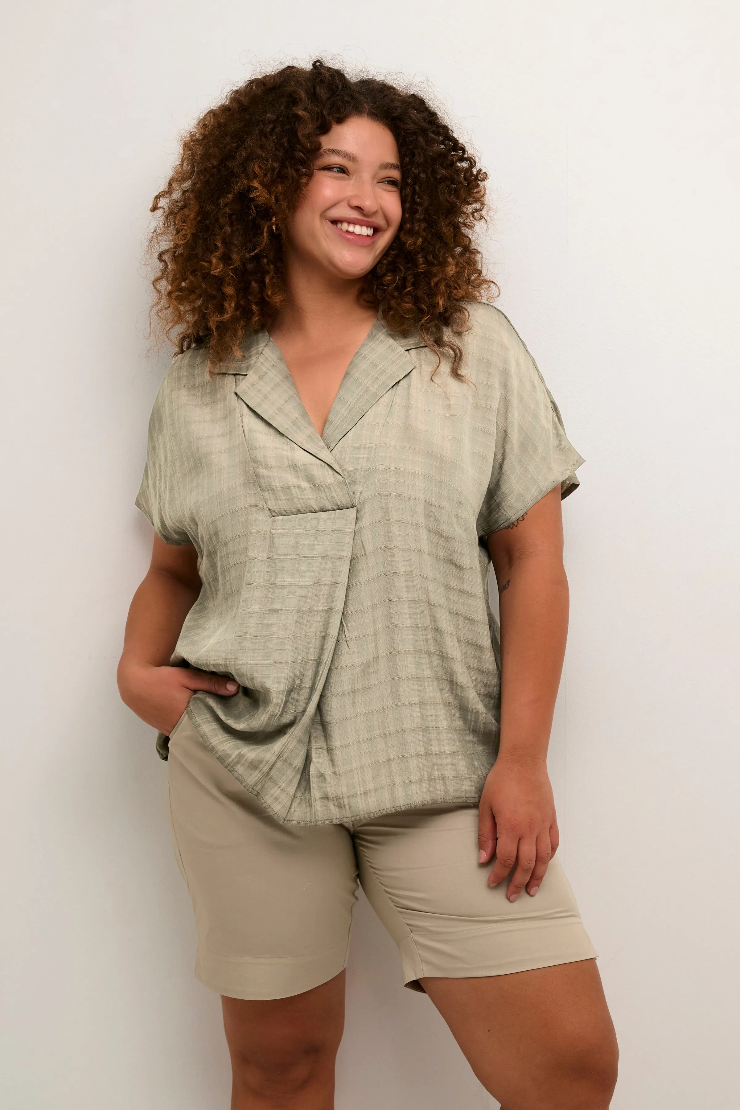 Kaffe Curve Julia Blouse in Vetiver