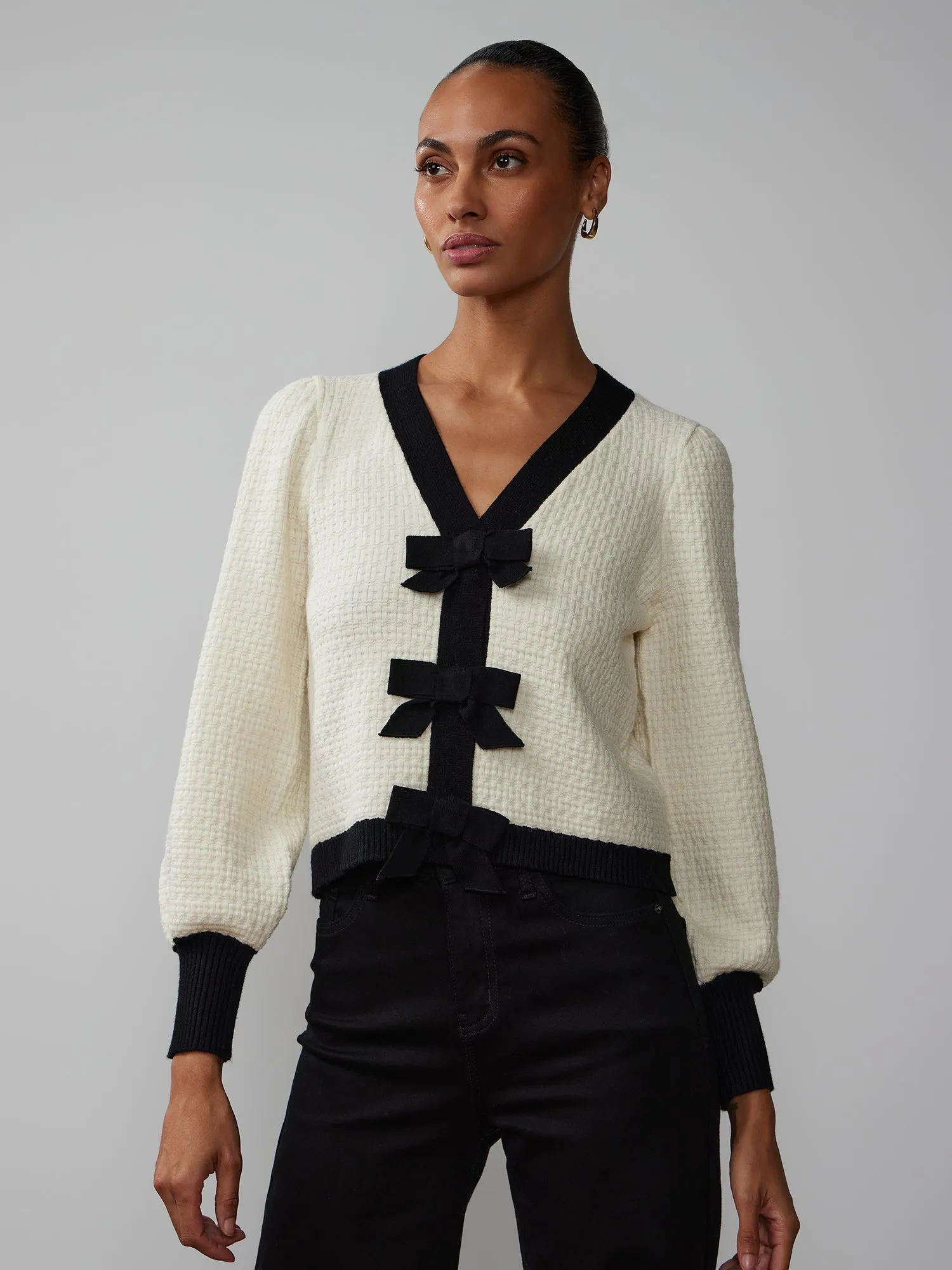 Long Sleeve Contrast Bow Button Cardigan