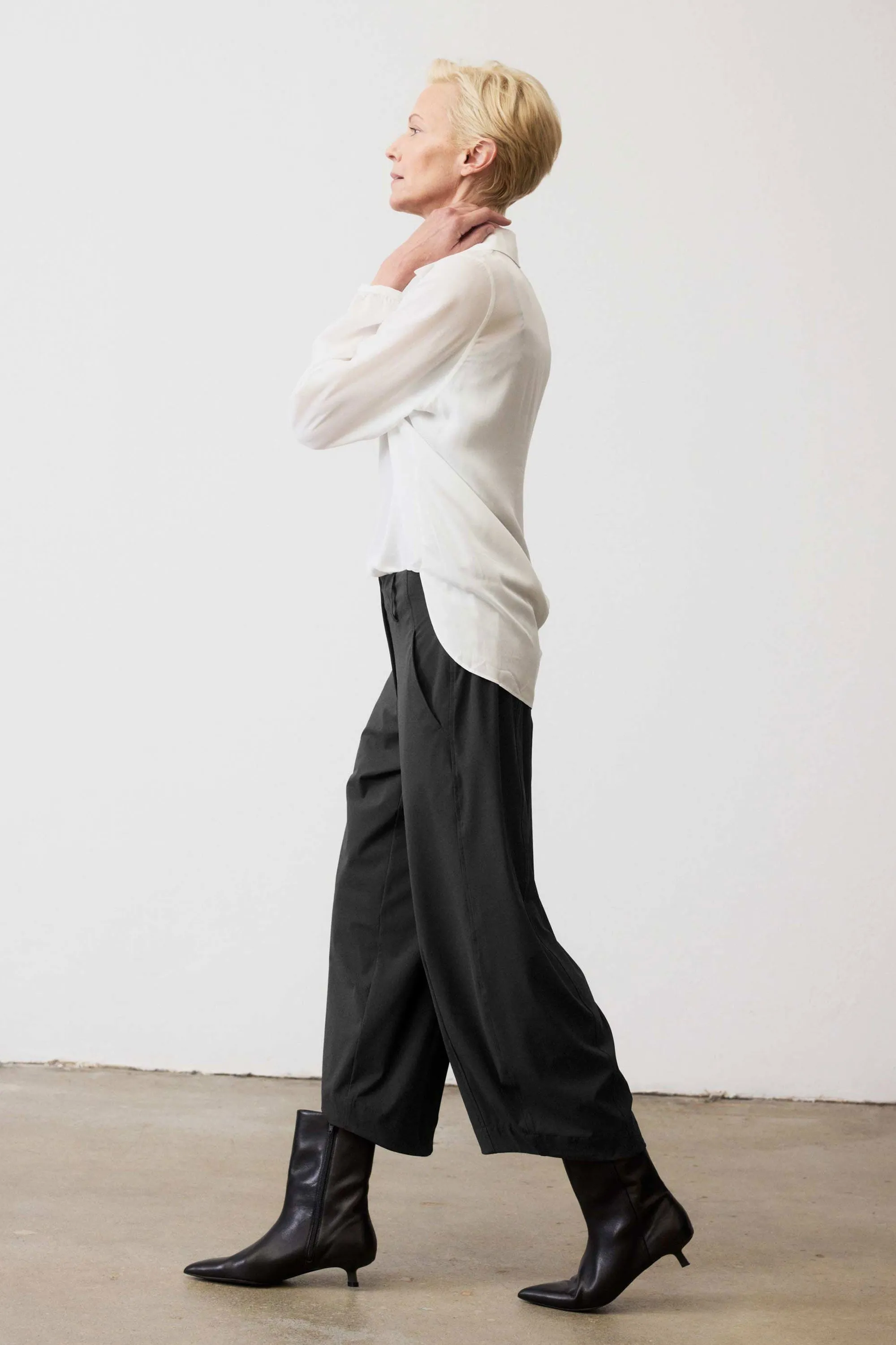 Petite Carefree Wide Leg Pants