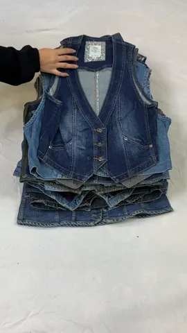 Retro Y2K Denim Vest – Perfect Layering Piece (GRV-11-010)